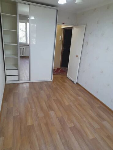 молдовановка квартира: 2 бөлмө, 43 кв. м, 104-серия, 4 кабат, Косметикалык ремонт
