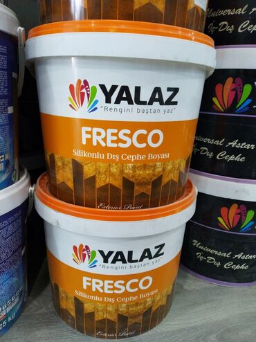 krasqa vuran: Boya Fasad, rəng - Ağ