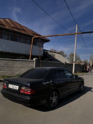 авто в москве: Mercedes-Benz E-Class: 1995 г.