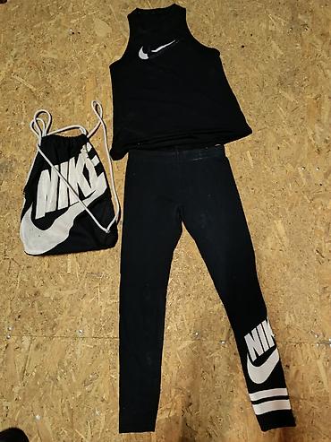 Gornji i donji deo: Prodajem nike originale razne haljina ranac trenerke duksevi na lalafo.rs — 28 Gornji i donji deo: Prodajem nike originale razne haljina ranac trenerke duksevi — 28