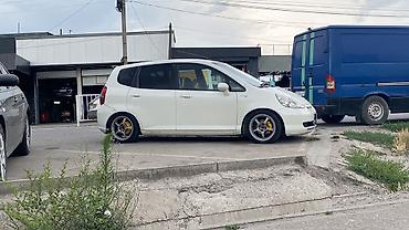 прямоток на фит: Honda Fit: 2003 г., 1.5 л, Механика, Хэтчбэк — 4