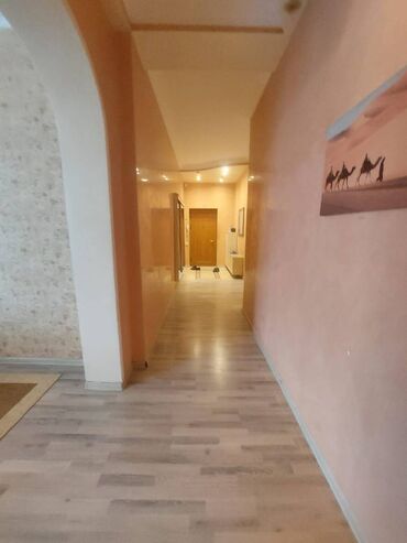 Uzunmüddətli kirayə mənzillər: ÇOX TƏCİLİ SUPER MƏNZƏRƏLİ. KİRAYƏ MƏNZİL Mənzil, Şəhərin mərkəzində — 14