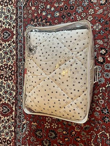 Текстиль: İsti yorğan – qara-ağ dizayn - Model: ikiüzlü görünüşlü, qara və krem — 2