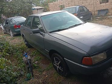 Audi: Audi 80: 1989 г., 1.8 л, Механика, Бензин, Хэтчбэк — 2