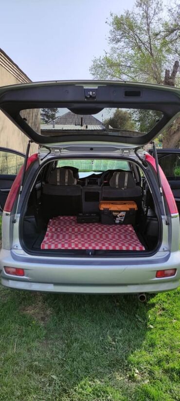 Honda: Honda Stream: 2003 г., 2 л, Автомат, Бензин, Универсал — 3