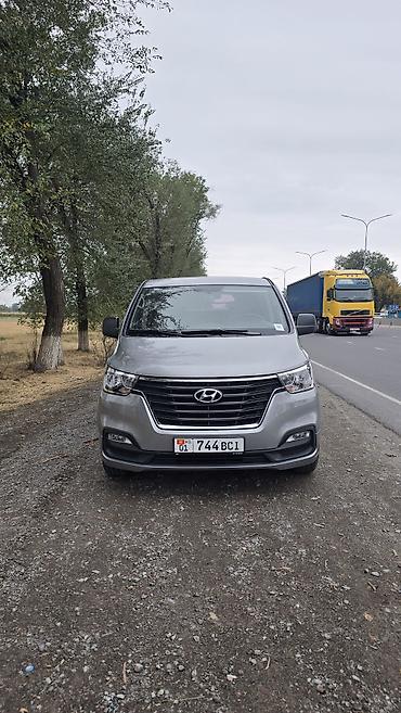 Hyundai Grand Starex: 2019 г., 2.5 л, Автомат, Дизель, Минивэн at lalafo.kg Hyundai Grand Starex: 2019 г., 2.5 л, Автомат, Дизель, Минивэн