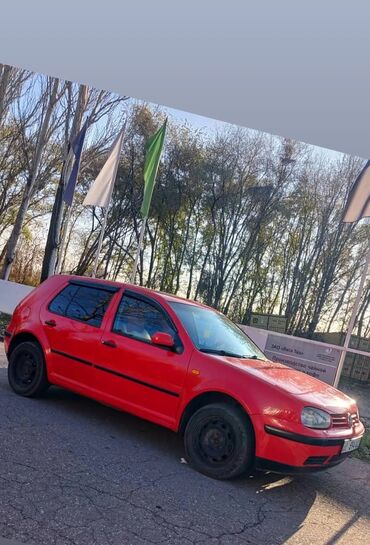 обмен с моей доплатой: Volkswagen Golf: 1998 г., 1.6 л, Механика, Бензин, Хетчбек