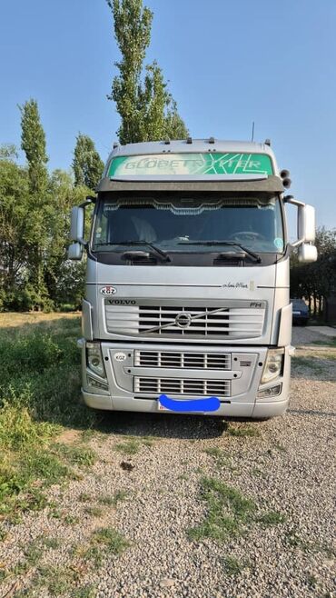 купить вольво тандем в европе: Сүйрөгүч, Volvo, 2013 г., Борттук