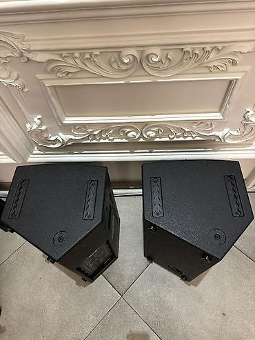 Динамики и колонки: В комплекте: две фирменные колонки The Box Pro Achat 112 M. Микрофон — 3