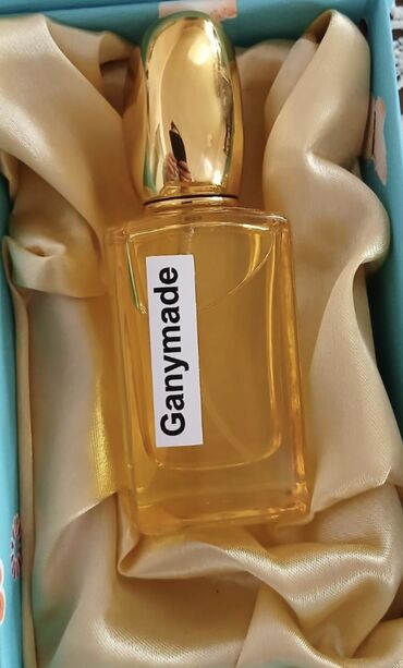 Vitaminlər və BAƏ: Ganymаde ətir – qızılı qapaqlı şüşə flakonda, hədiyyə qutusunda. -