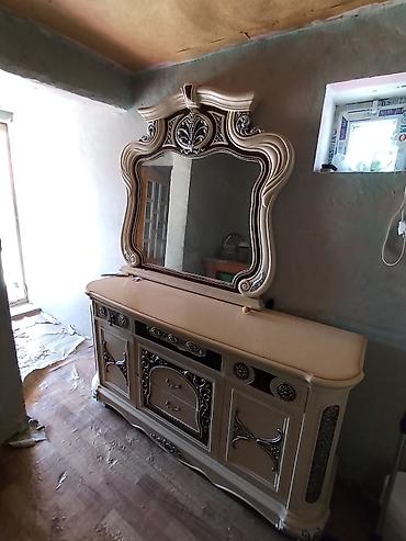 salon mebeli: Klassik üslubda böyük güzgülü konsol/komod - Üslub: Barokko motivli — 2