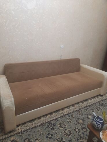 продать диван бу: Диван-кровать, цвет - Бежевый, Б/у
