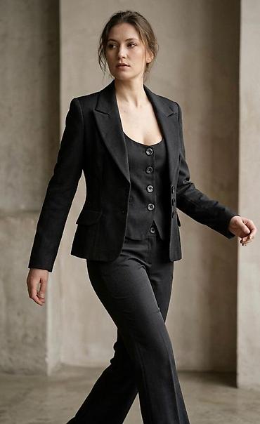 костюм класика: Костюм класический тройка размер 40 (xl). Идеальное состояние. Только — 2