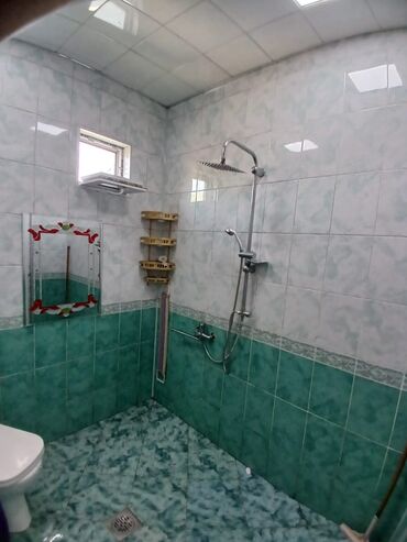 Həyət evləri və villaların satışı: Satılır: həyət evi Ünvan: şəkillərdə göstərilən həyət evi geniş daş — 3