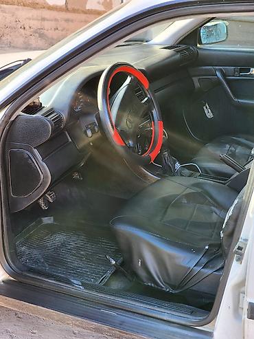 cls w218: Audi S4: 1991 г., 2 л, Механика, Бензин, Седан — 3
