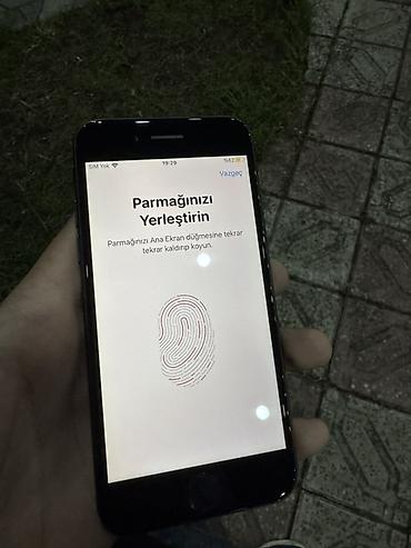 iphone 16 pro qiyməti: IPhone 7, 32 GB, Qara, Barmaq izi — 9