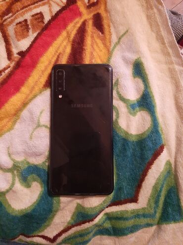 samsung d600: Samsung Galaxy A70, rəng - Qara