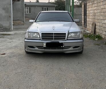 Mercedes-Benz: Mercedes-Benz C-Class: 1.8 l | Sedan — 9