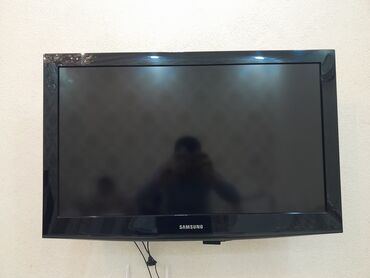 Televizorlar: İşlənmiş Televizor Samsung Led 82" HD (1366x768), Ünvandan götürmə