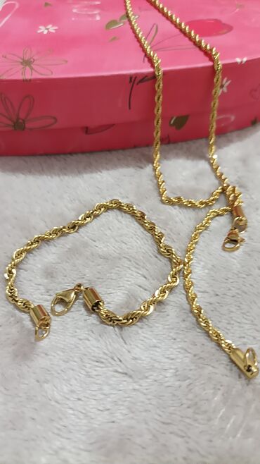 Chains: Hirurški čelik, antialergijski nakit, ne gubi boju