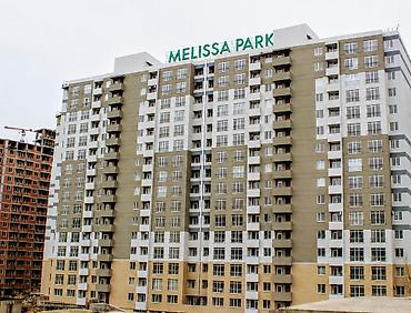 Mənzillər: 3 otaqlı, Yeni tikili, 107 kv. m — 1