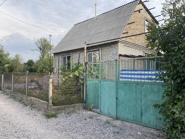 дом с кок жар: Дача, 50 м², 3 комнаты, Собственник, Старый ремонт
