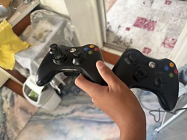 Xbox 360 (модель E), встроенная память 4 ГБ. И hdd 500gb (прошитый)
