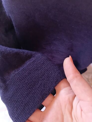 Džemperi: Lacoste muški džemper –moze i zenski Classic Fit - Model: V-izrez — 8