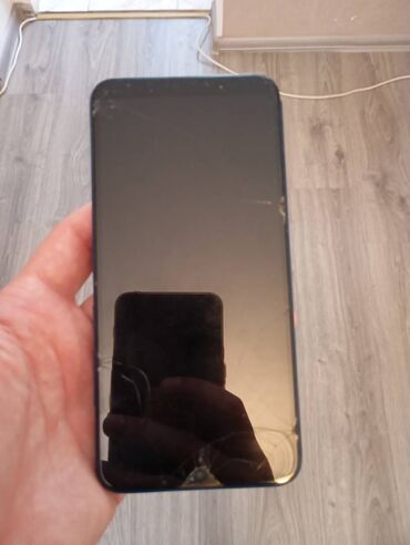 Apple iPhone: Bütün gördüyünüz telefonlar birlikdə satılır və qiyməti toplam 100 -da lalafo.az — 9 Apple iPhone: Bütün gördüyünüz telefonlar birlikdə satılır və qiyməti toplam 100 — 9