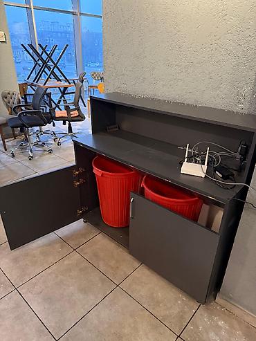 kassa qutusu: Restoran və kafe üçün funksional servis konsolu / bar stendi - Rəng — 2