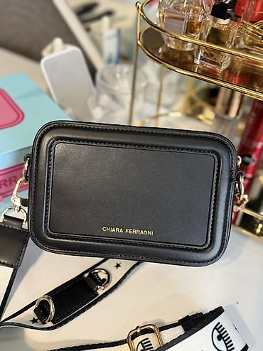 ysl canta: Chiara Ferragni Eyelike model çanta. 233 azn alınıb 130 azn satılır — 4