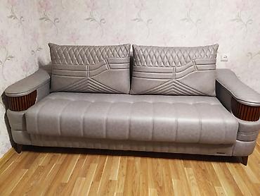 Divanlar: Tek divan 330azn. fabrik istehsali. Acılır bazalidi. ideal vəziyətdə — 1