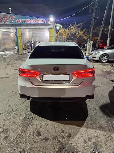 mercedes benz e class 212: Toyota Camry: 2018 г., 2.5 л, Автомат, Гибрид, Седан — 4