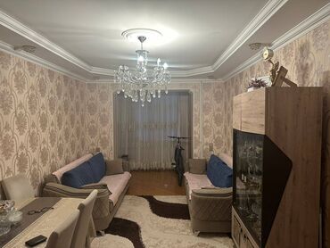 Köhnə tikili: Bakı, 3 otaqlı, Köhnə tikili, m. Xalqlar Dostluğu, 70 kv. m — 1