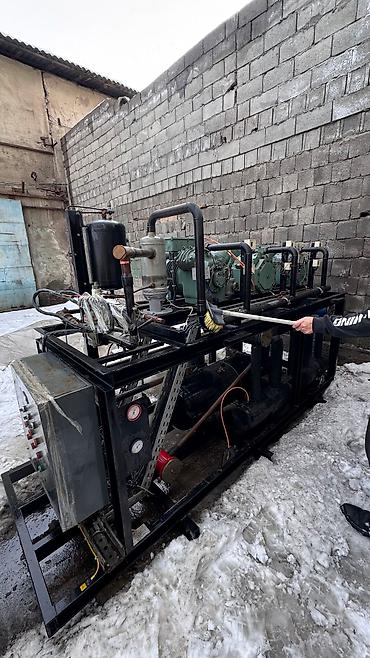 Промышленные холодильники и комплектующие: 250 * * 80 см 165, В наличии — 2