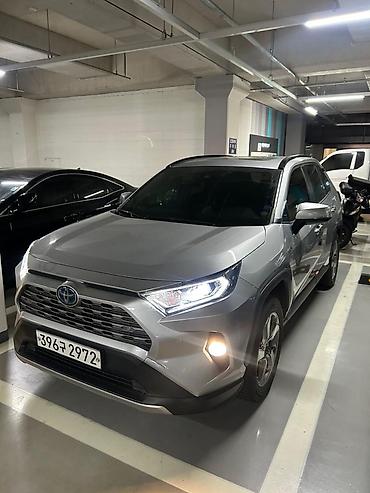 Toyota: Toyota RAV4: 2019 г., 2.5 л, Вариатор, Гибрид, Кроссовер — 8