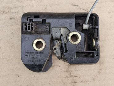 Замки: Замок багажника Seat 2000 г., Б/у, Оригинал, Германия — 2