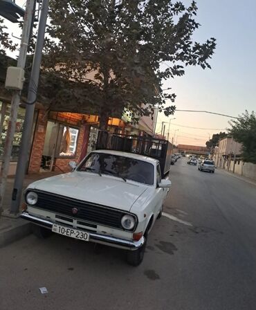 QAZ: QAZ 24 Volga: 5.5 l | 1986 il 22222 km Pikap — 2