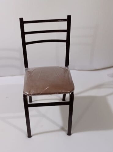 Stullar: Kafe cayxana ücün. 13manatdan başlayır. 20man qeder. Stol stul desti — 27