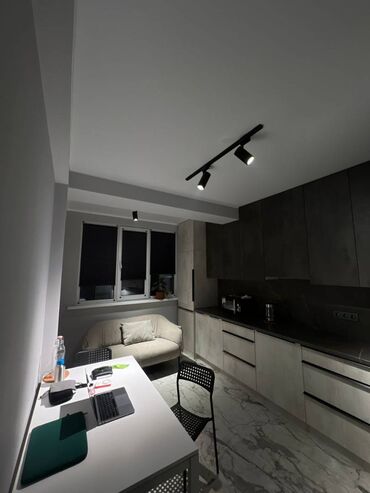 Продажа квартир: 2 комнаты, 74 м², Элитка, 2 этаж, Дизайнерский ремонт