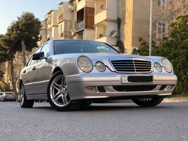 turbo az mercedes e 230: Mercedes-Benz 230: 2.3 l | 1997 il Sedan