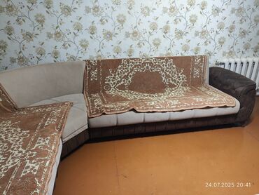 Divanlar: Künc divan, İşlənmiş, Açılan, Bazalı