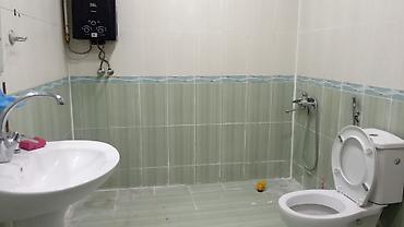saygaci: Geniş ölçülü hamam otağı - Divar və döşəmələri keramika plitə ilə — 2