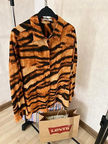 pull bear: Блузка, Шифон, Леопардовый принт, Удлиненная модель — 2