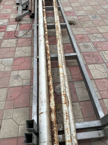 Строительные блоки: Uzunluq 6.40 qıymet 11m
100x3mm 
Unvan Zabrat