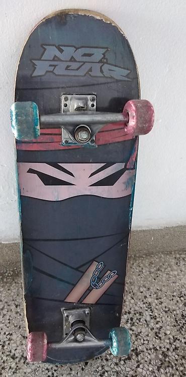 posta kula: Skateboard dužine 67 cm, širine 19,5 cm, polovan Skateboard dužine 60 — 2