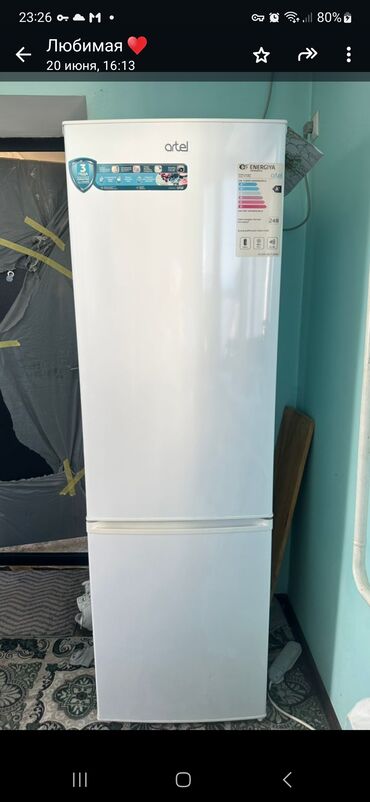 Холодильники: Холодильник Artel, Б/у, Двухкамерный, De frost (капельный)