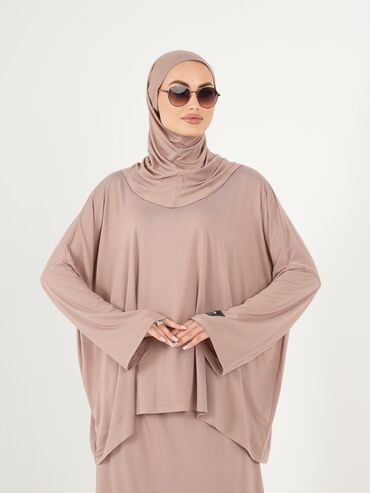 Другая женская одежда: Комплект для мусульманской женщины, состоящий из длинной юбки и — 8