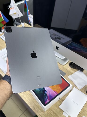 Apple iPad: Apple IPad Pro 12.9 / 2021 / 4rd generation. Nokte cizigsiz. Yeniden