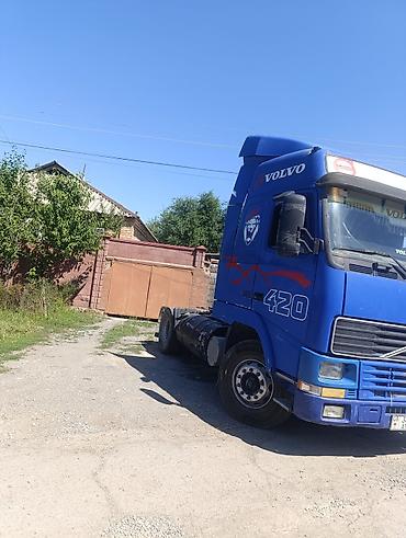 хово тх 7v: Тягач, Volvo, Тентованный — 1